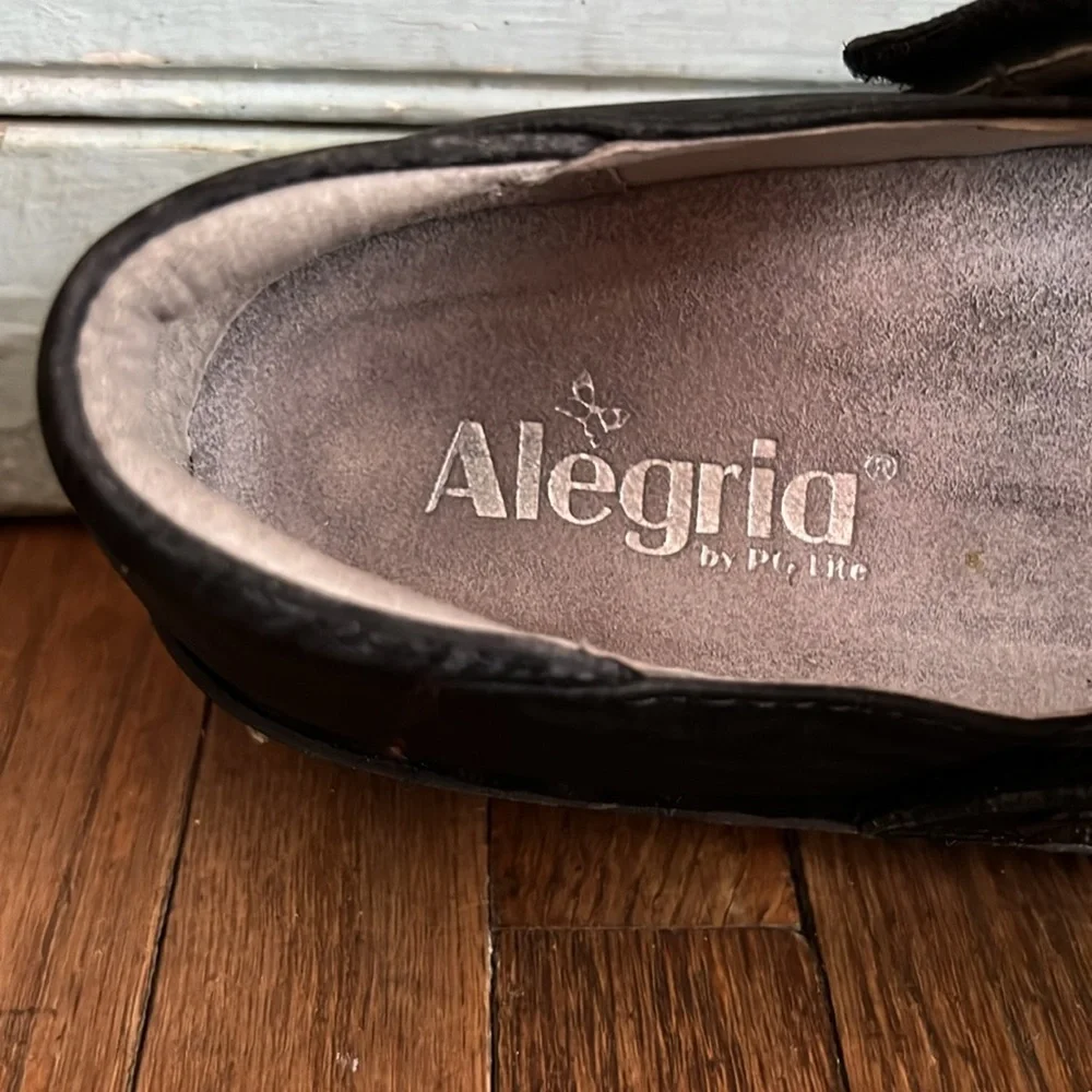 Women’s Alegria Leather/Suede Zebra Mary Jane Shoes - Picture 8 of 9
